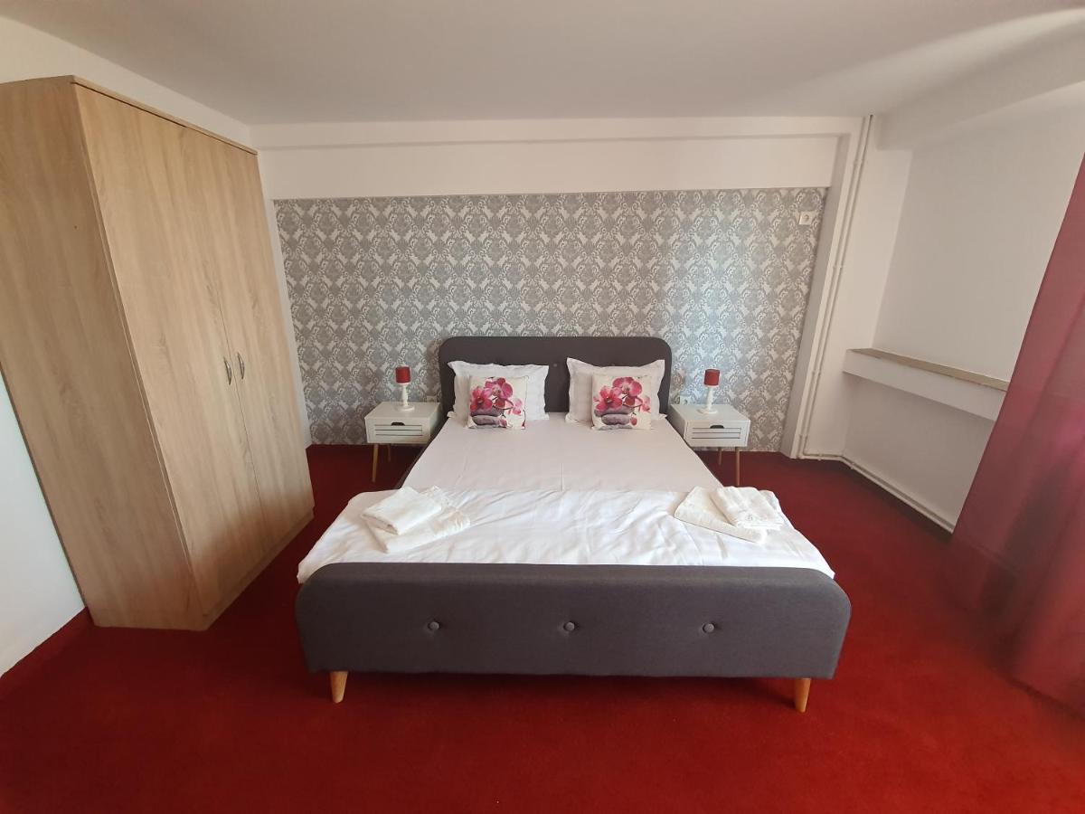 Bon Ton Residence Drobeta Turnu Severin Bagian luar foto