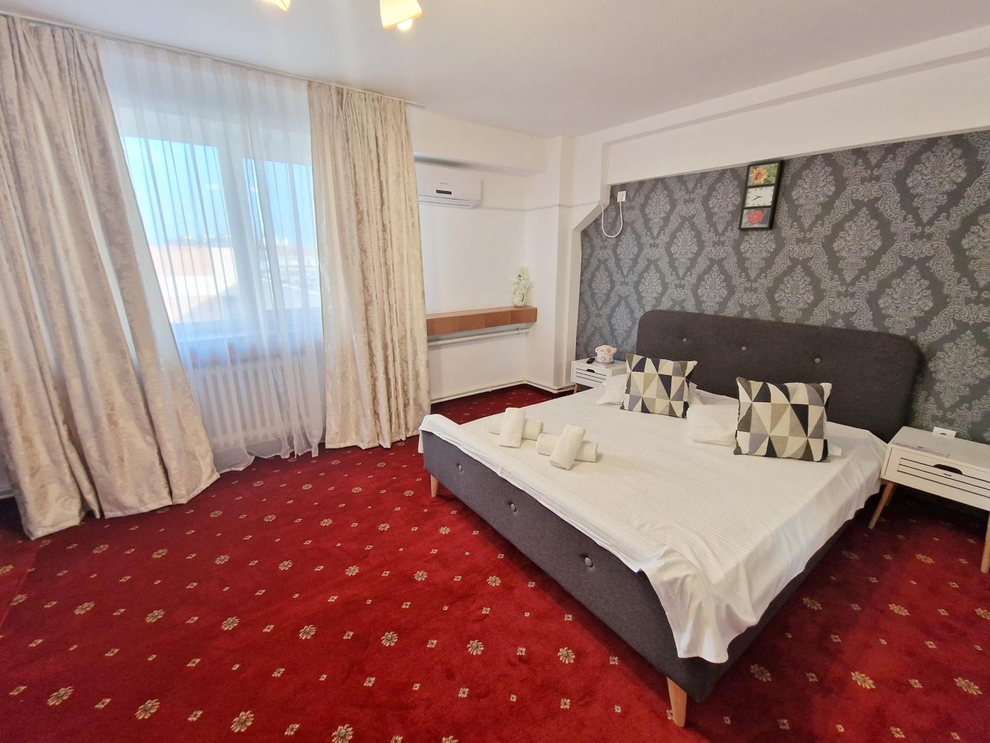 Bon Ton Residence Drobeta Turnu Severin Bagian luar foto