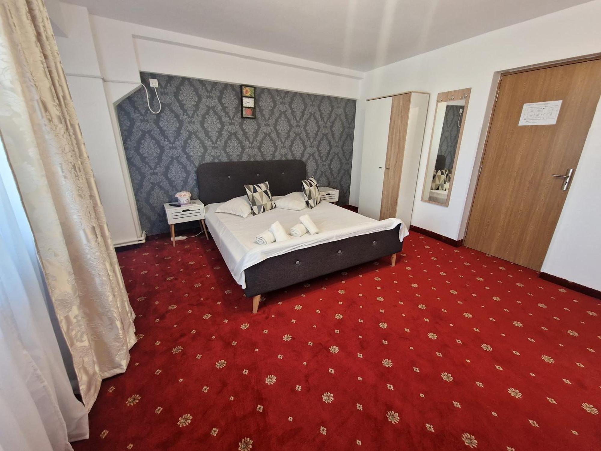 Bon Ton Residence Drobeta Turnu Severin Bagian luar foto