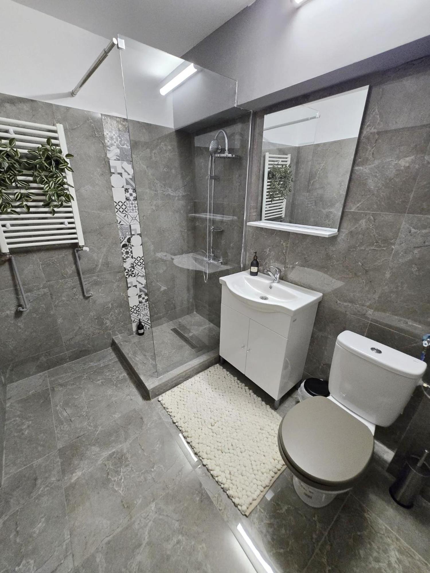 Bon Ton Residence Drobeta Turnu Severin Bagian luar foto
